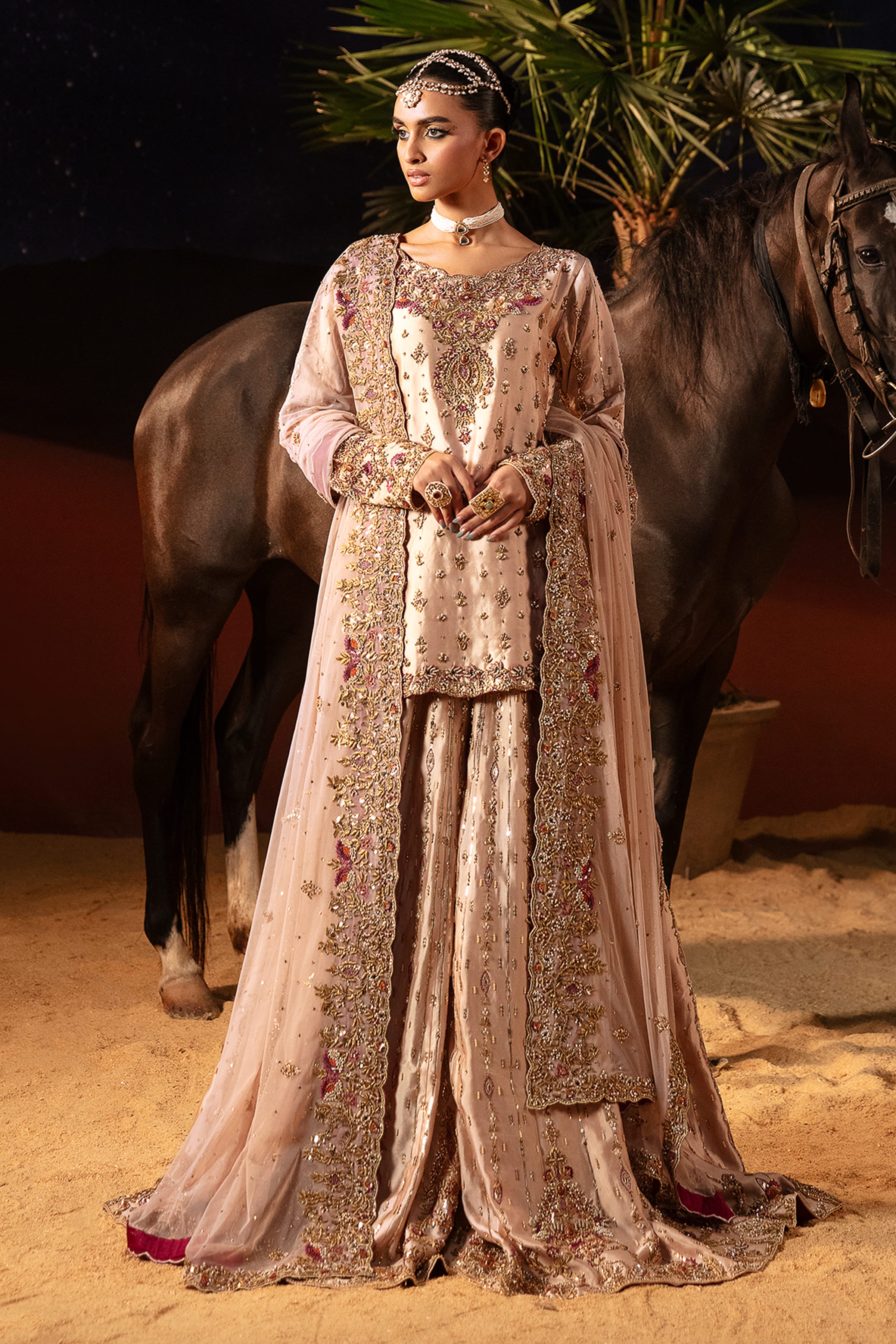 TAKHT